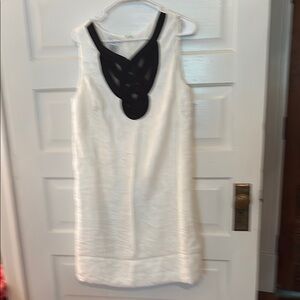 White Sleeveless Sheath Dress with round Neckline